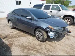2T1BURHE3JC100439 2018 TOYOTA COROLLA
