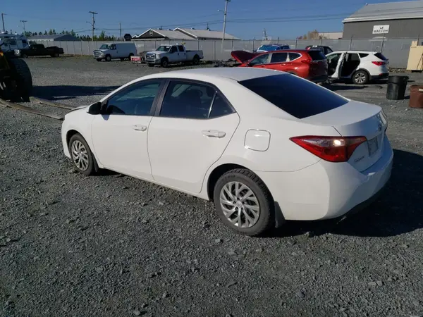 2T1BURHE3JC101946 2018 TOYOTA COROLLA - Image 2
