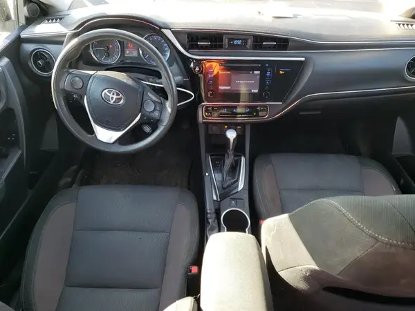 2T1BURHE3JC101946 2018 TOYOTA COROLLA - Image 8
