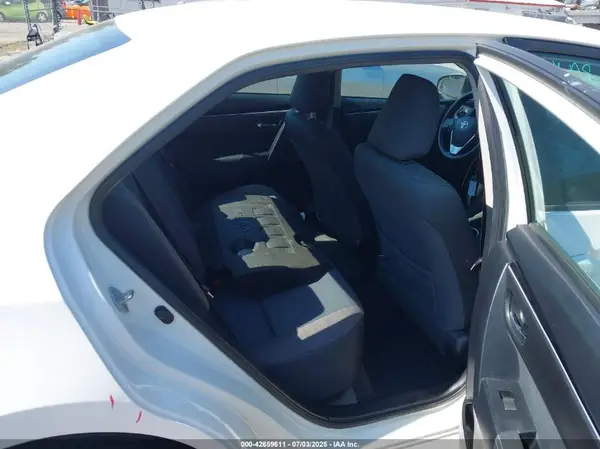 2T1BURHE3JC102126 2018 TOYOTA COROLLA - Image 8