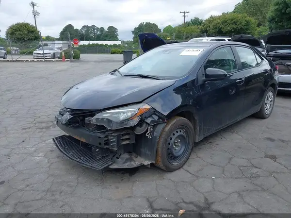 2T1BURHE3JC103213 2018 TOYOTA COROLLA - Image 2