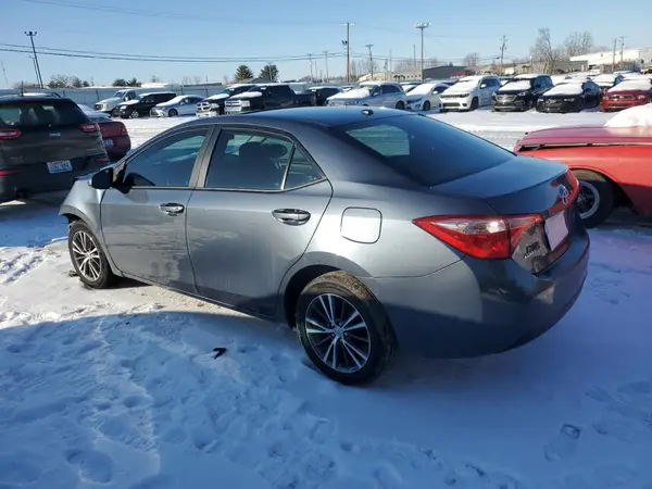 2T1BURHE3JC104961 2018 TOYOTA COROLLA - Image 2