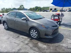 2T1BURHE3JC105365 2018 TOYOTA COROLLA