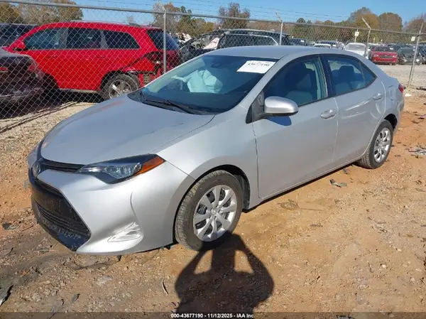 2T1BURHE3JC106399 2018 TOYOTA COROLLA - Image 2
