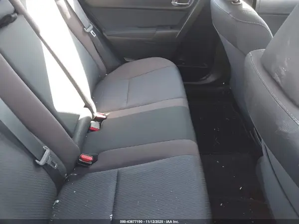 2T1BURHE3JC106399 2018 TOYOTA COROLLA - Image 8