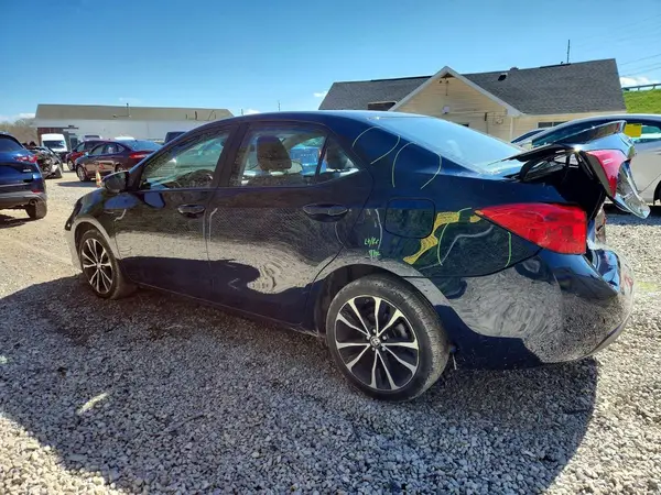 2T1BURHE3JC107780 2018 TOYOTA COROLLA - Image 2