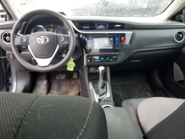 2T1BURHE3JC108024 2018 TOYOTA COROLLA - Image 8