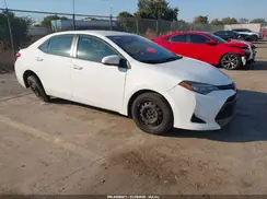 2T1BURHE3JC121257 2018 TOYOTA COROLLA