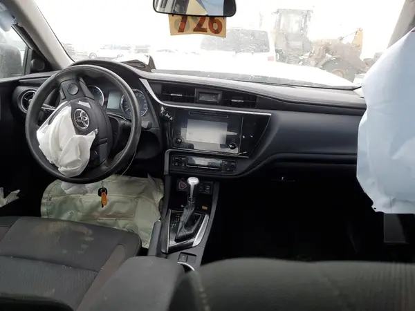 2T1BURHE3JC972569 2018 TOYOTA COROLLA - Image 8