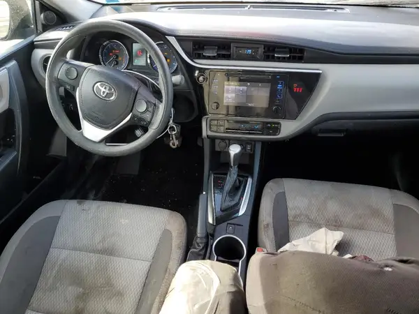 2T1BURHE3JC976072 2018 TOYOTA COROLLA - Image 8