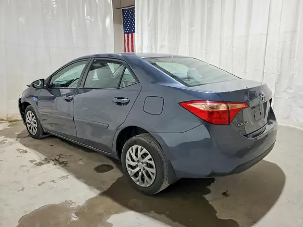2T1BURHE3JC976282 2018 TOYOTA COROLLA - Image 2