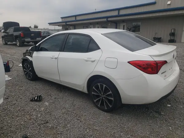 2T1BURHE3JC978050 2018 TOYOTA COROLLA - Image 2
