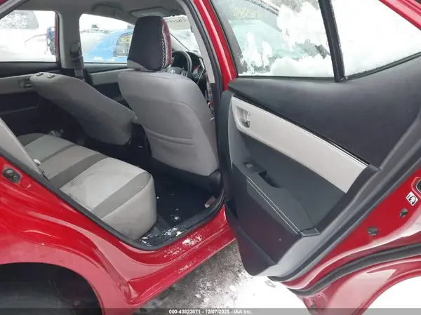 2T1BURHE3JC980994 2018 TOYOTA COROLLA - Image 8