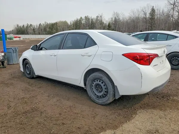 2T1BURHE3JC981479 2018 TOYOTA COROLLA - Image 2