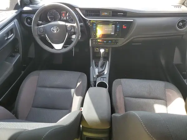 2T1BURHE3JC982583 2018 TOYOTA COROLLA - Image 8