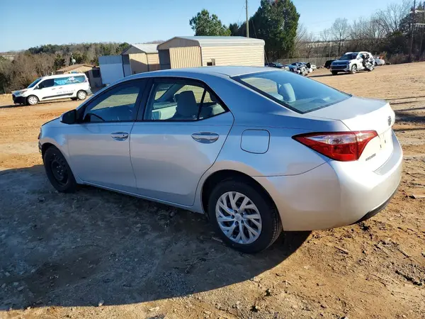 2T1BURHE3JC982776 2018 TOYOTA COROLLA - Image 2