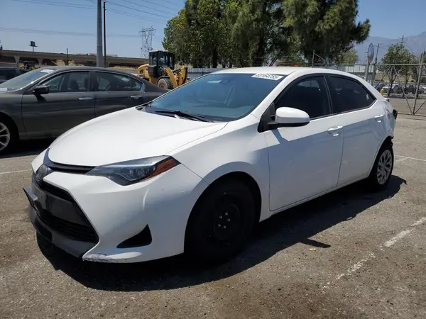 2T1BURHE3JC987668 2018 TOYOTA COROLLA - Image 1
