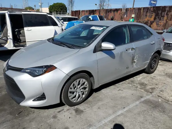 2T1BURHE3JC988240 2018 TOYOTA COROLLA - Image 1