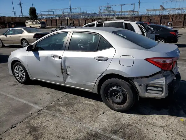 2T1BURHE3JC988240 2018 TOYOTA COROLLA - Image 2