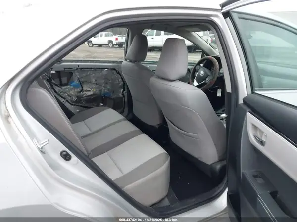 2T1BURHE3JC993387 2018 TOYOTA COROLLA - Image 8