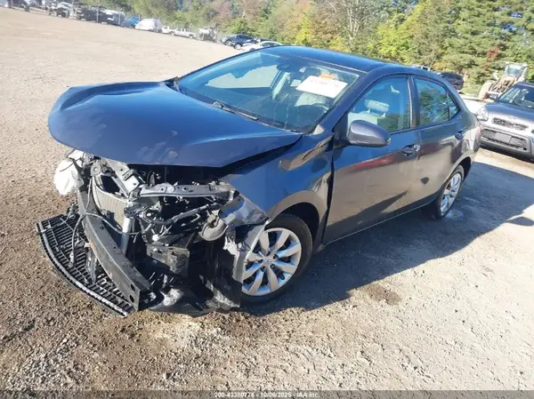 2T1BURHE3JC994748 2018 TOYOTA COROLLA - Image 2