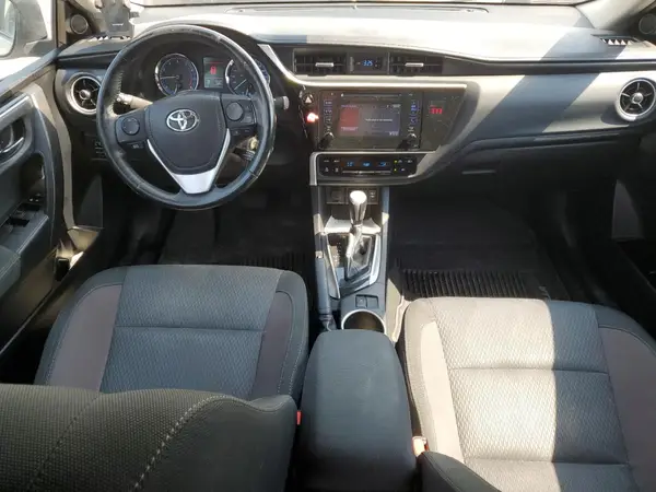 2T1BURHE3JC996564 2018 TOYOTA COROLLA - Image 8
