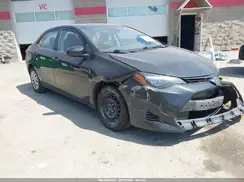 2T1BURHE3KC135998 2019 TOYOTA COROLLA