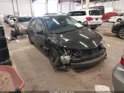2T1BURHE3KC136245 2019 TOYOTA COROLLA