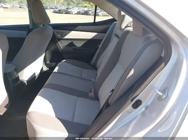 2T1BURHE3KC141185 2019 TOYOTA COROLLA - Image 8
