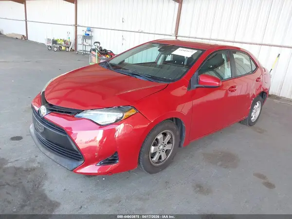 2T1BURHE3KC147813 2019 TOYOTA COROLLA - Image 2