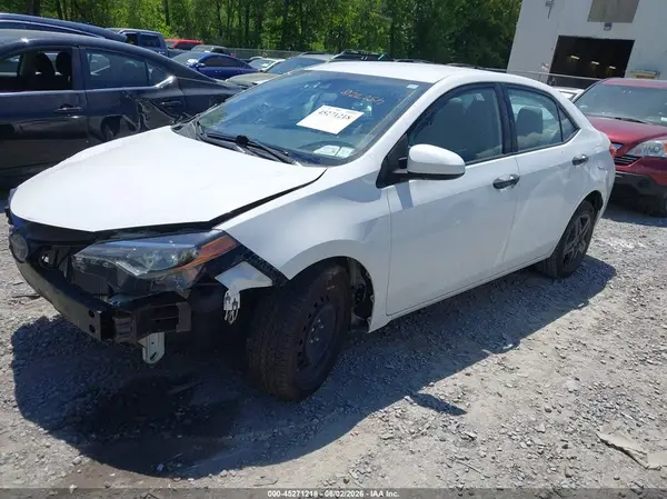 2T1BURHE3KC150002 2019 TOYOTA COROLLA - Image 2