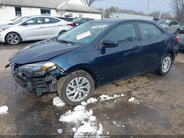 2T1BURHE3KC152297 2019 TOYOTA COROLLA - Image 2