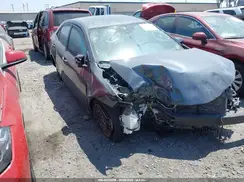 2T1BURHE3KC153885 2019 TOYOTA COROLLA