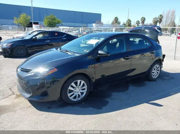 2T1BURHE3KC155541 2019 TOYOTA COROLLA - Image 2