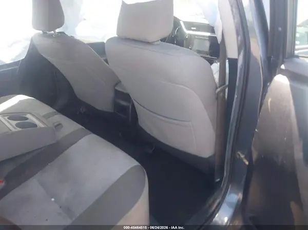 2T1BURHE3KC157550 2019 TOYOTA COROLLA - Image 8