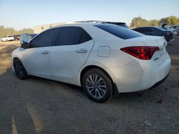 2T1BURHE3KC159895 2019 TOYOTA COROLLA - Image 2