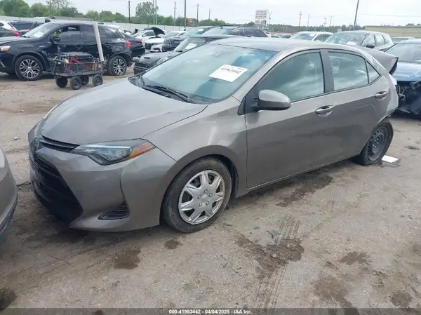 2T1BURHE3KC164658 2019 TOYOTA COROLLA - Image 2