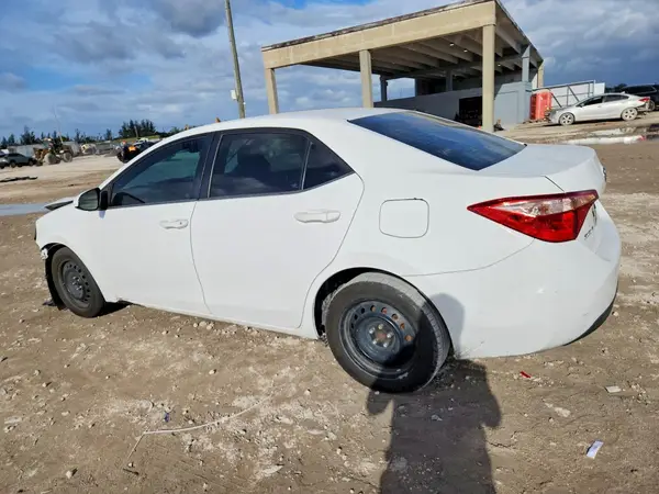 2T1BURHE3KC177796 2019 TOYOTA COROLLA - Image 2