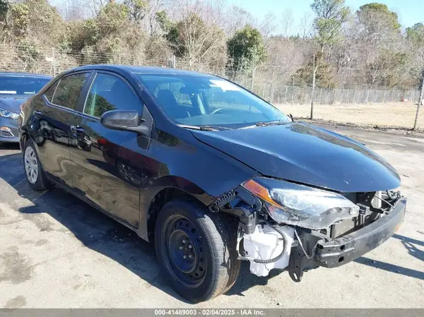 2T1BURHE3KC180066 2019 TOYOTA COROLLA - Image 1