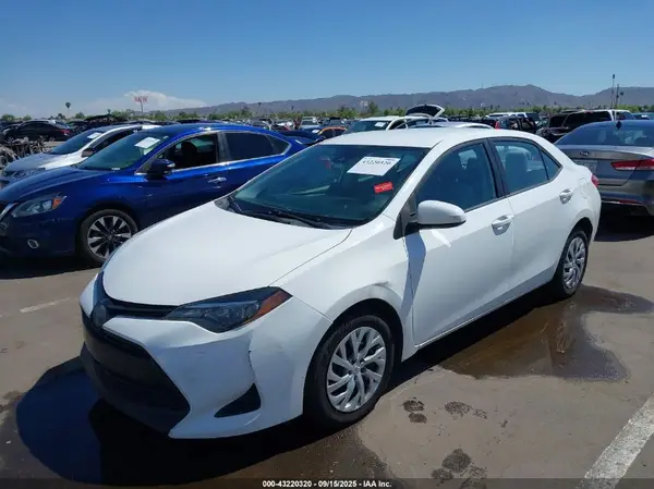 2T1BURHE3KC188247 2019 TOYOTA COROLLA - Image 2