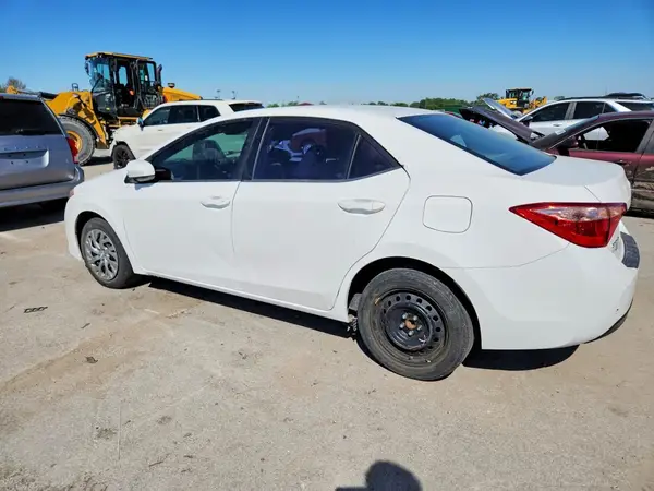 2T1BURHE3KC202924 2019 TOYOTA COROLLA - Image 2