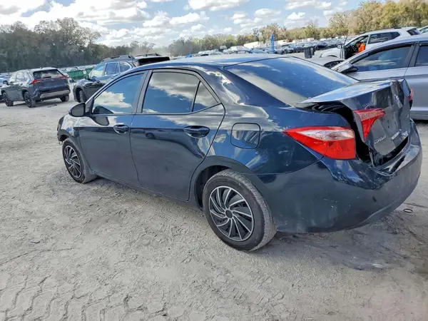 2T1BURHE3KC207749 2019 TOYOTA COROLLA - Image 2