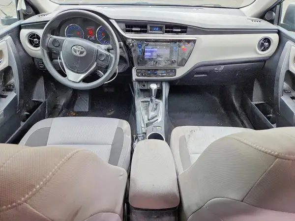 2T1BURHE3KC210635 2019 TOYOTA COROLLA - Image 8