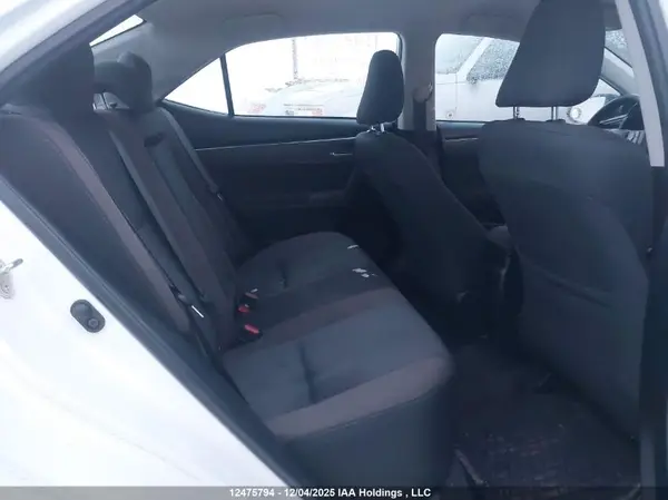 2T1BURHE3KC215673 2019 TOYOTA COROLLA - Image 8