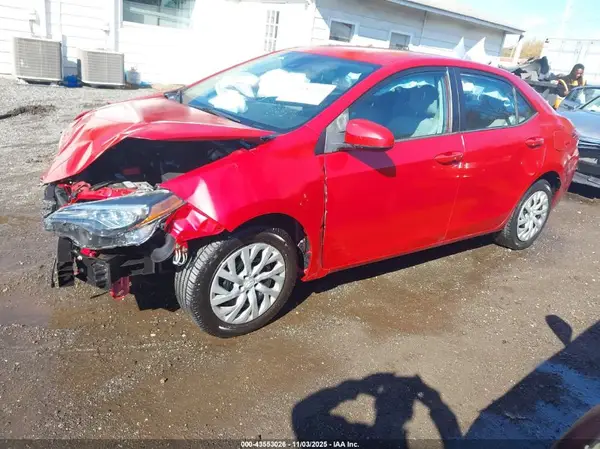 2T1BURHE3KC220467 2019 TOYOTA COROLLA - Image 2
