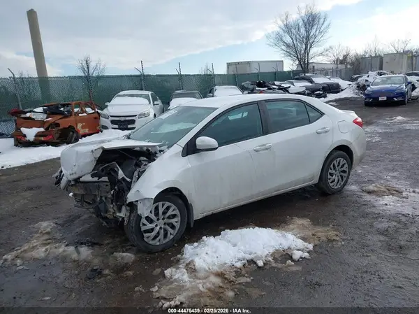 2T1BURHE3KC223515 2019 TOYOTA COROLLA - Image 2
