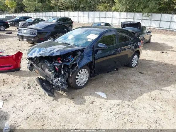 2T1BURHE3KC223689 2019 TOYOTA COROLLA - Image 2