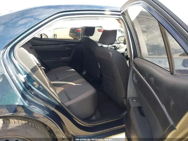 2T1BURHE3KC223689 2019 TOYOTA COROLLA - Image 8
