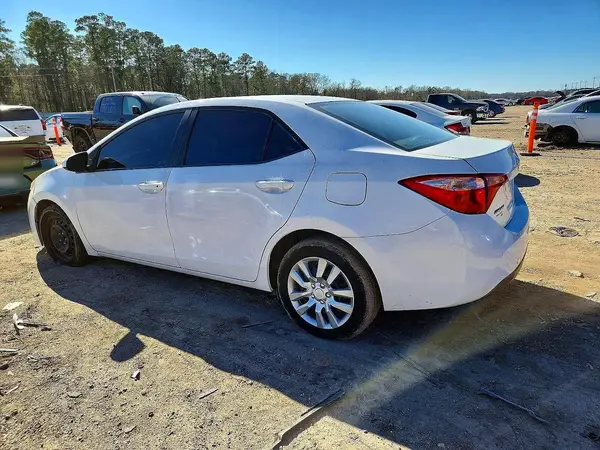2T1BURHE3KC230111 2019 TOYOTA COROLLA - Image 2