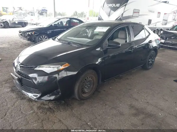 2T1BURHE3KC233882 2019 TOYOTA COROLLA - Image 2